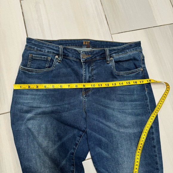 KUT From The Kloth Medium Wash "Crop Straight Leg" Blue Jeans, Size 10 (US) - Picture 8 of 8